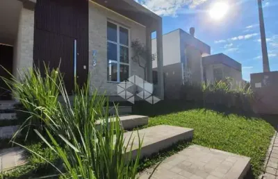Casa nova à venda com 3 quartos, suíte com closet em condomínio fechado