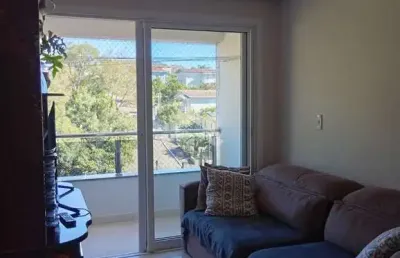 Apartamento á venda  no centro de garibaldi com 3 quartos e uma suíte