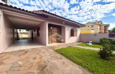 Casa com 3 quartos à venda na Franklin Bittencourt Filho, 515, Camobi, Santa Maria