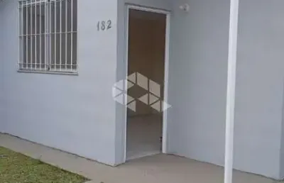 Casa terrea, 2 dormitorios localizada no bairro camobi  monte bello lll na cidade de  santa maria