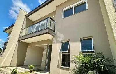 Casa duplex à venda com 3 quartos e suíte próximo ao hospital regional em santa maria rs