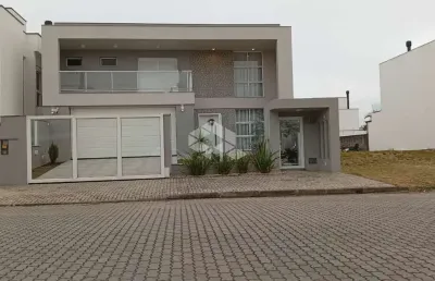 Casa com 3 dormitorios no bairro sao josé na cidade de santa maria