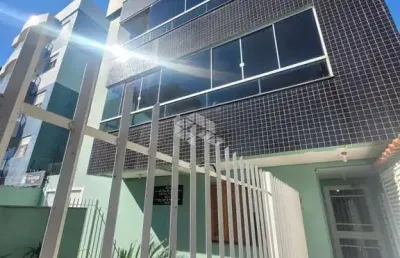 Apartamento à venda com 2 quartos e vaga de garagem em camobi
