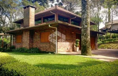 Casa de 3 quartos com suíte, quiosque privativo e 4 vagas em canela - porteira fechada