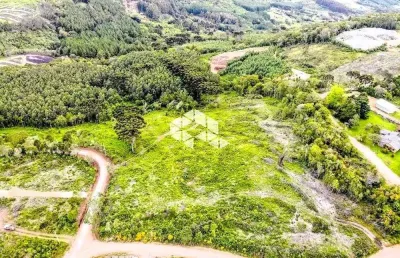 Terreno de 32.142,60m², localizado na linha tapera em gramado.