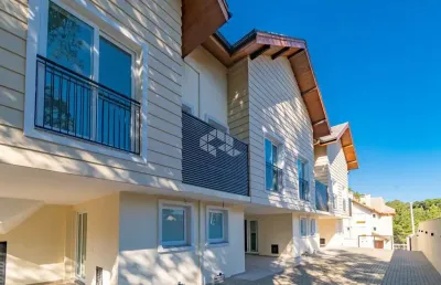 Casa geminada com 3 suítes na vila suzana em canela
