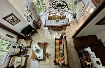 Casa 168,01m², localizada no condomínio bosque da serra, canela