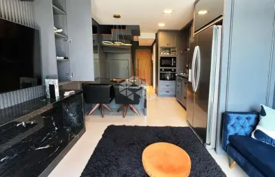 Apartamento no centro de canela mobiliado com 1 suíte