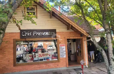 2 salas comerciais localizada no centro de gramado.