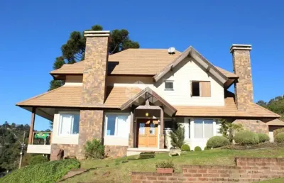 Casa com 4 quartos à venda na Francisco A Zatti, 585, Centro, Gramado