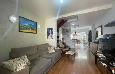 Casa com 2 quartos à venda na Rua Atlanta, 95, Mato Grande, Canoas