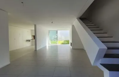 Sobrado à venda, 3 dormitórios, suíte, 3 vagas,  novo, lareira, churrasqueira, jardim lindóia, zona norte.