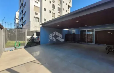 Sobrado à venda, 3 dormitórios, suíte, 3 vagas,  novo, lareira, churrasqueira, jardim lindóia, zona norte.