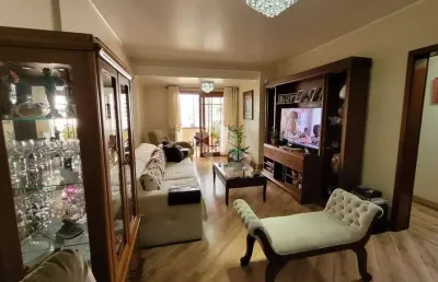 Apartamento cobertura, 2 andares, sacada, terraço, 3 dormitórios, 1 suíte, churrasqueira, piscina no centro de canoas