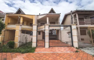 Casa sobrado com 3 dormitorios no bairro moinhos de vento em canoas!