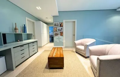 Casa mobiliada com 3 dormitórios, 2 suítes, vaga coberta para 2 veículos, no bairo estância velha, na cidade de canoas. aceita financiamento bancário.