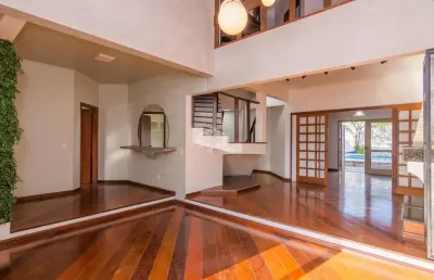 Casa 4 dormitórios, 4 suítes e com sacada, aceita financiamento no bairro jardim do lago.