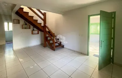 Casa com 2 quartos e 2 banheiros, uma oportunidade imperdível no bairro jardim mauá!