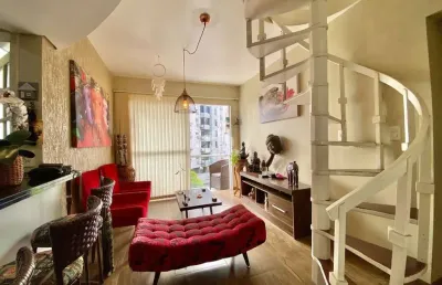 Cobertura de 2 quartos, 2 banheiros, amplo terraço, vaga de garagem