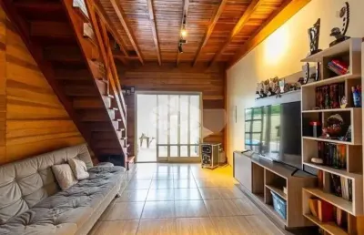Casa com 3 quartos,  piscina, 03 vagas no bairro igara, canoas