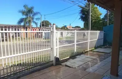 Casa com 2 quartos à venda na Quadra C Seis, 37, Guajuviras, Canoas