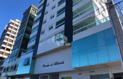 Apartamento de 03 dormitórios beira mar em capão da canoa.