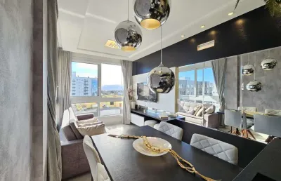 Apartamento à venda em capão da canoa com 2 quartos (1 suíte) - mobiliado, decorado e a 350m do mar.