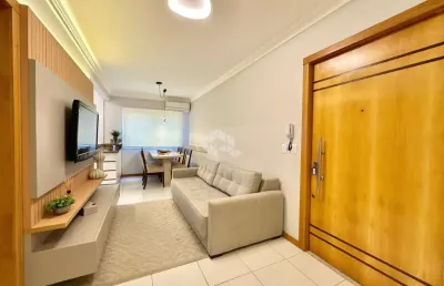 Apartamento com 02 dormitórios(sendo 01 suíte), mobiliado e decorado, em capão da canoa/rs.