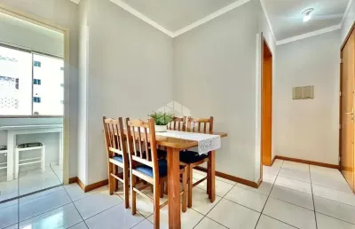 Apartamento 01 dormitório, mobiliado, no centro de capão da canoa/rs.