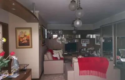 Casa com 2 quartos à venda na Rua Marco Polo, 163, Cristo Redentor, Porto Alegre