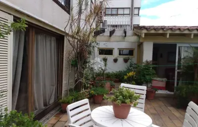 Venha morar num apto garden com piscina com 3 dormitórios com 335 m²