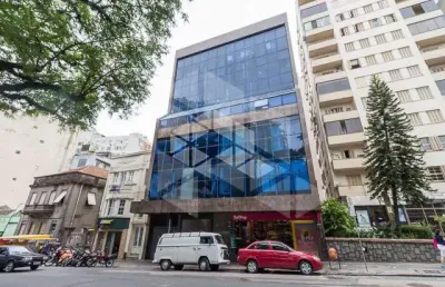Sala/conjunto comercial à venda, com vaga de garagem, elevador e portaria, localizado em frente à santa casa