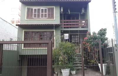Casa com 4 quartos à venda na Rua São Marcos, 46, Bom Jesus, Porto Alegre