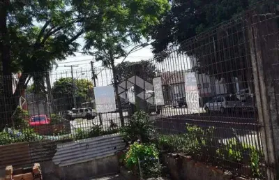 Casa residencial de esquina à venda/não estpa disponível pra compra assistida