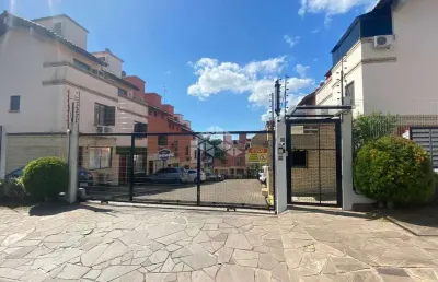 Casa à venda com 3 dormitórios, 1 suíte, 1 vaga/box no jardim sabará , porto alegre
