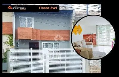 Sobrado à venda no tingui, curitiba - 3 quartos, 4 banheiros, lareira e churrasqueira.