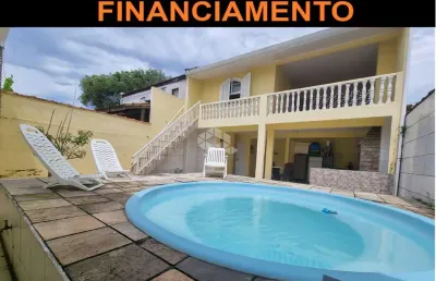 Casa com 4 quartos e 3 banheiros em matinhos. permite financiamento