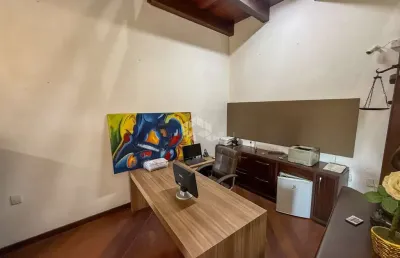 Casa à venda no nonoai - 372m² privativos, 3 suítes, 4 vagas e excelente localização