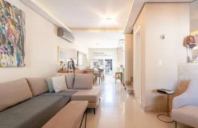 Casa com 3 quartos à venda na Rua Leopoldo Bettiol, 200, Jardim Itu Sabará, Porto Alegre