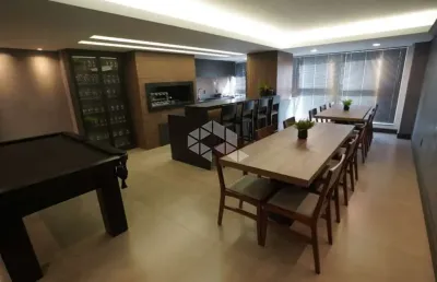 03 suítes, 137m² privativos e 03 vagas de garagem altos do bairro de lourdes em caxias do sul
