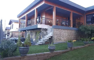 Belíssima casa semi-mobiliada no bairro jardim eldorado em caxias do sul