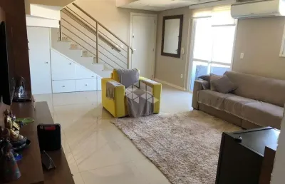 Linda cobertura com 4 quartos e 3 banheiros e 2 vagas em caxias do sul