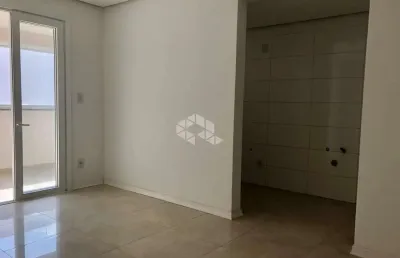 Apartamento 02 dormitórios no bairro nossa senhora de lourdes em caxias do sul