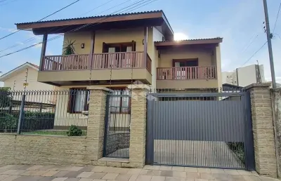Casa com 02 moradias no bairro bela vista em caxias do sul