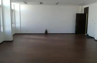 Conjunto comercial a venda com 450m² privativos  no  centro histórico de porto alegre