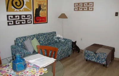 Apartamento térreo de frente com 02 dormitórios na azenha em porto alegre