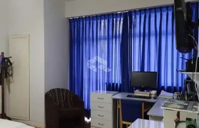 Belíssimo 3 dormitorios com suite e sacada de frente para a vigario josé inácio.