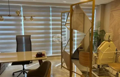 Sala comercial à venda no bairro mont serrat, porto alegre.