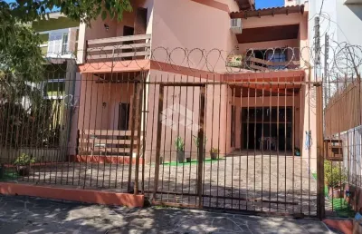 Casa com 4 quartos ( 1 suítes), 2vagas e 294m² para vender por r$ 1.000.000