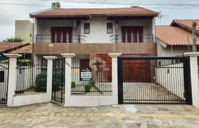 Casa no bairro moinhos de vento | 3 quartos | suíte com hidromassagem | closet | sacada